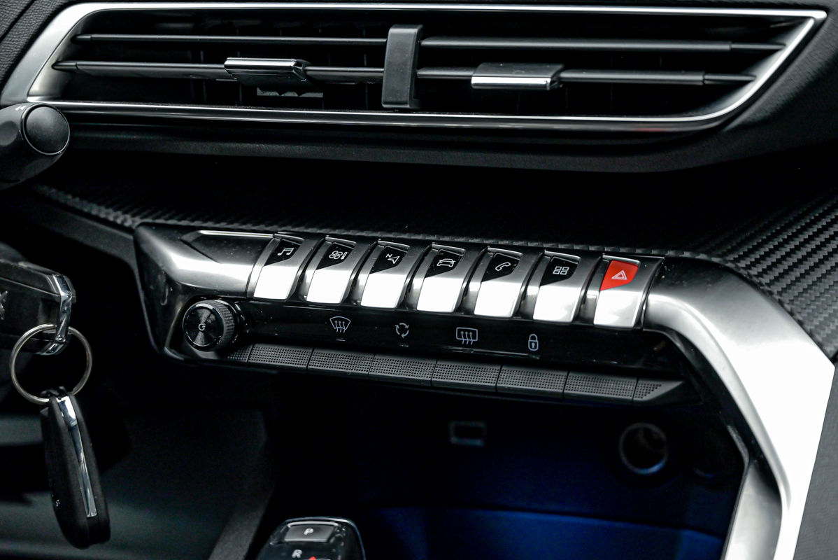 Peugeot 3008 foto 12
