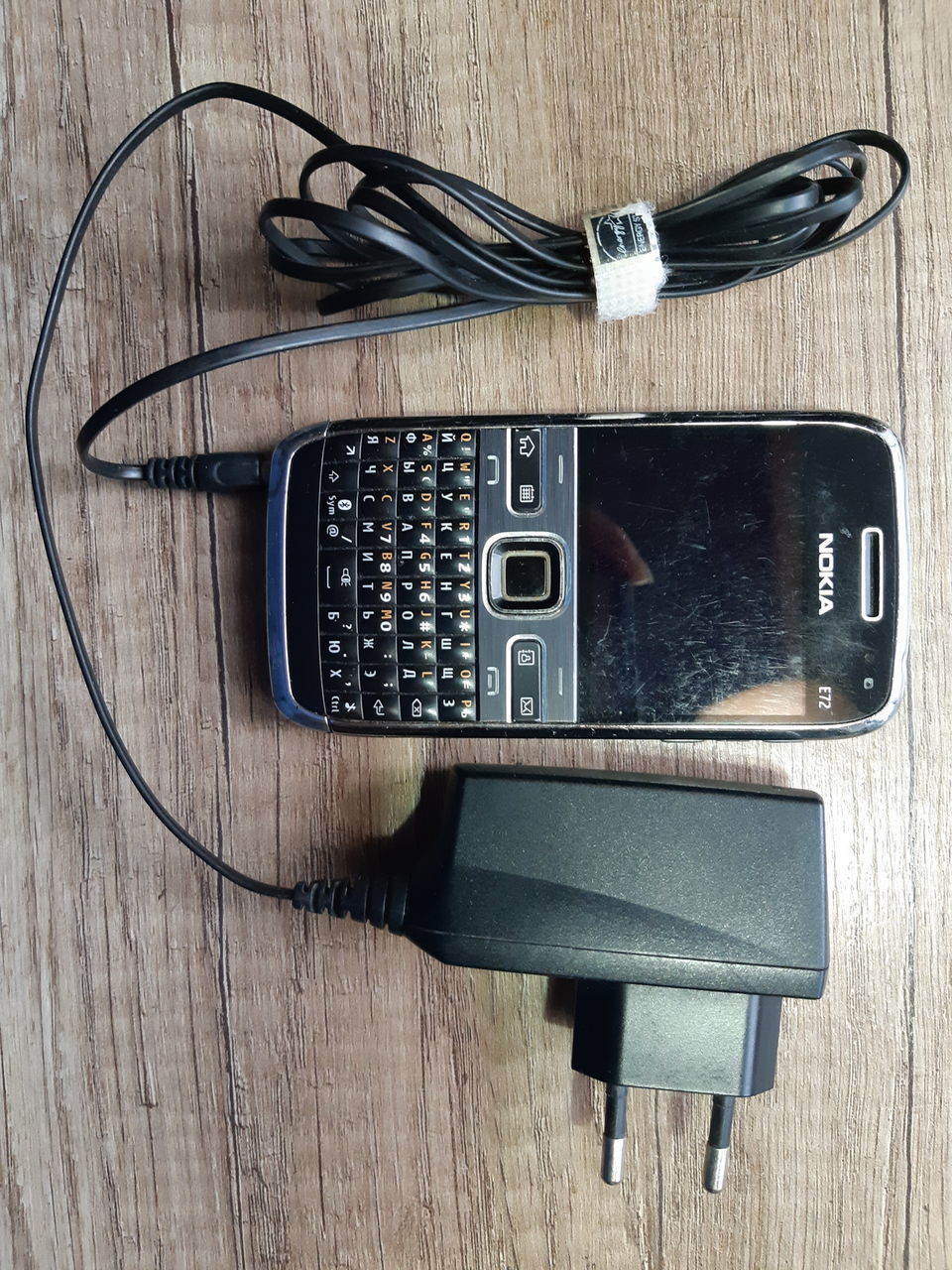 Nokia E72