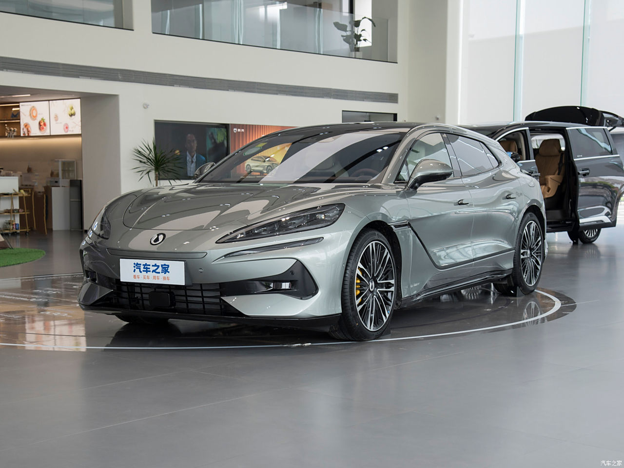 Denza Z9 GT фото 0
