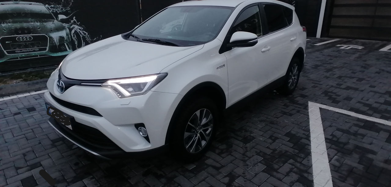 Toyota Rav 4 foto 2