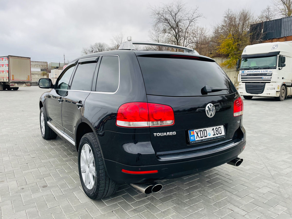 Volkswagen Touareg foto 4