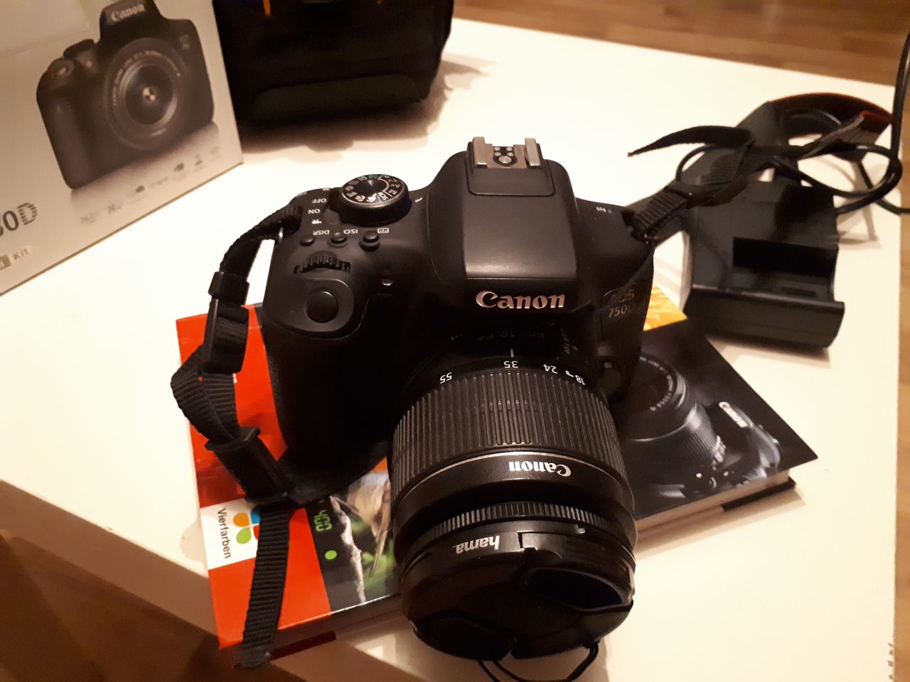 Canon 750 D