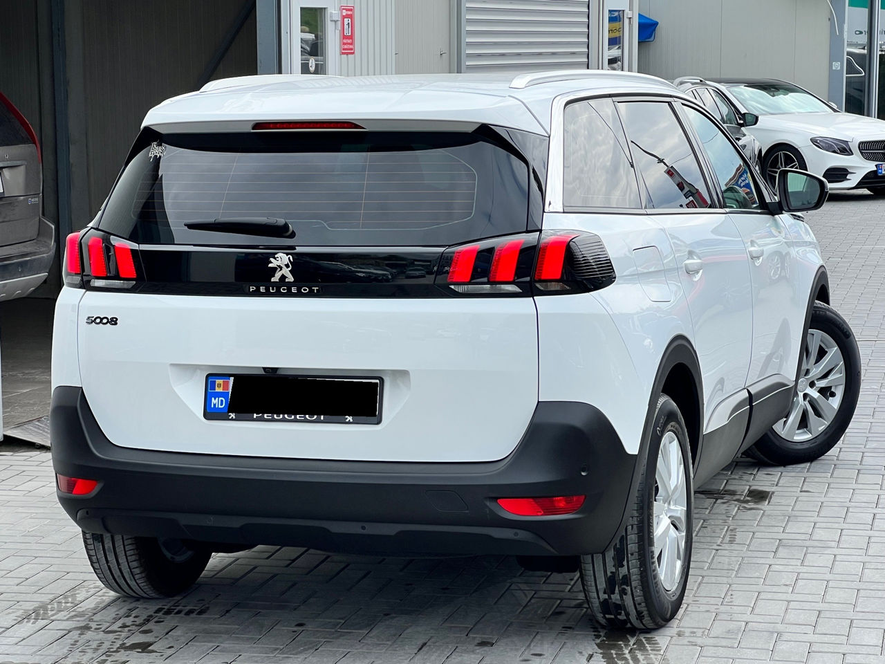 Peugeot 5008 foto 3