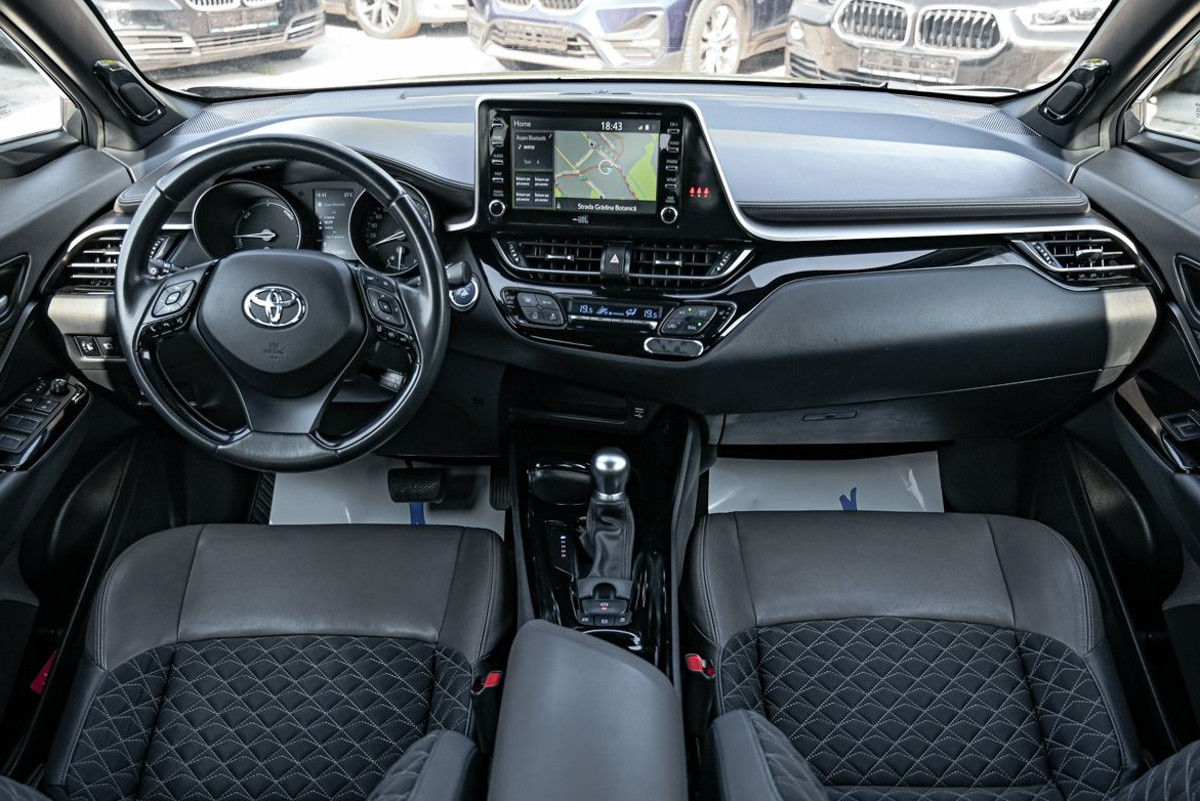 Toyota C-HR foto 5