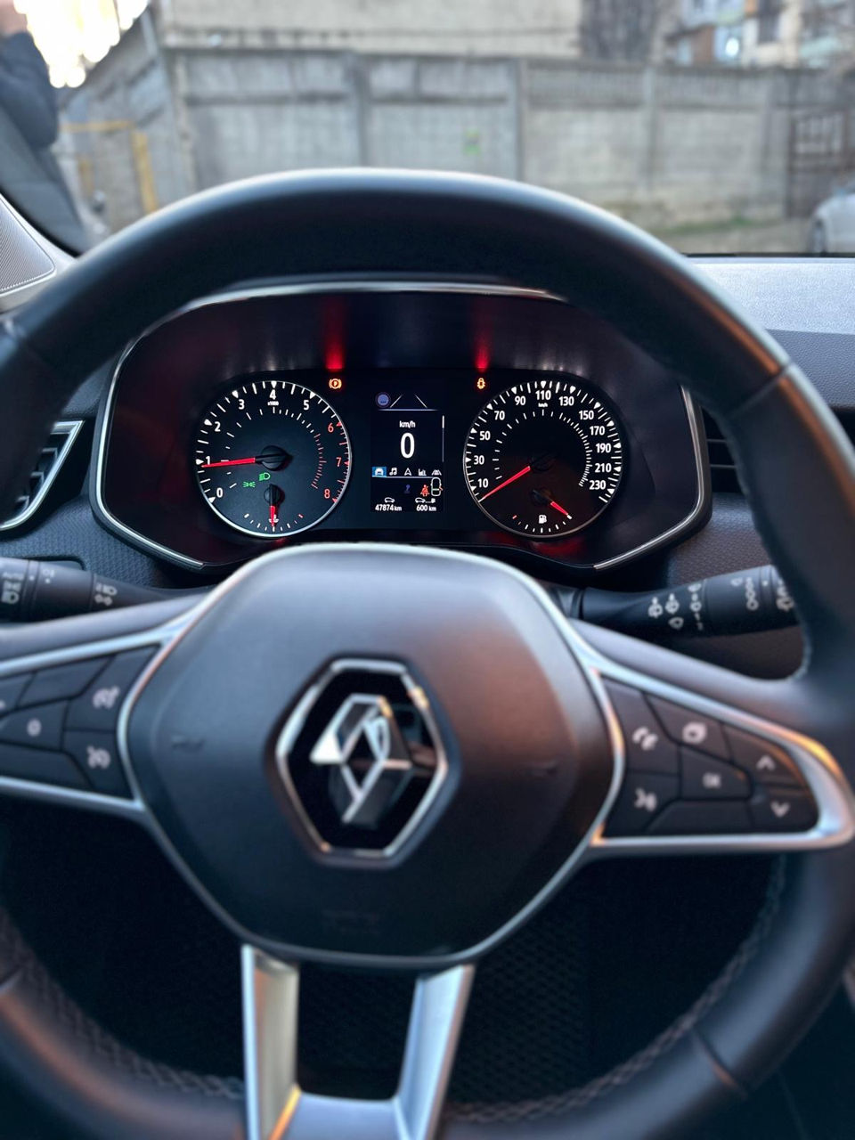 Renault Clio фото 7