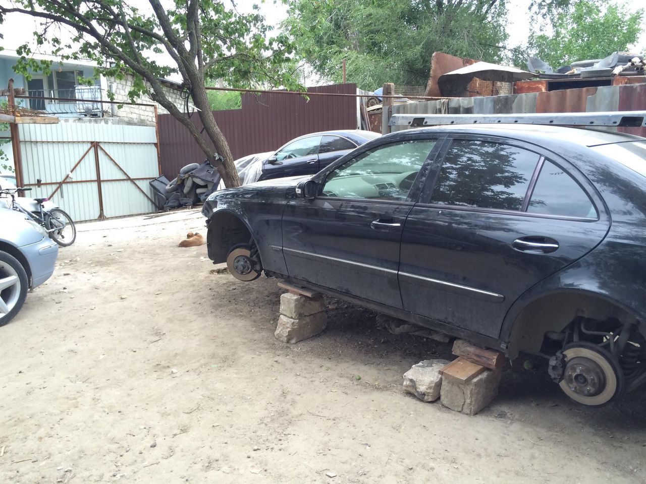 Dezmembrez Mercedes W211 / Разбираю мерседес W211 foto 9