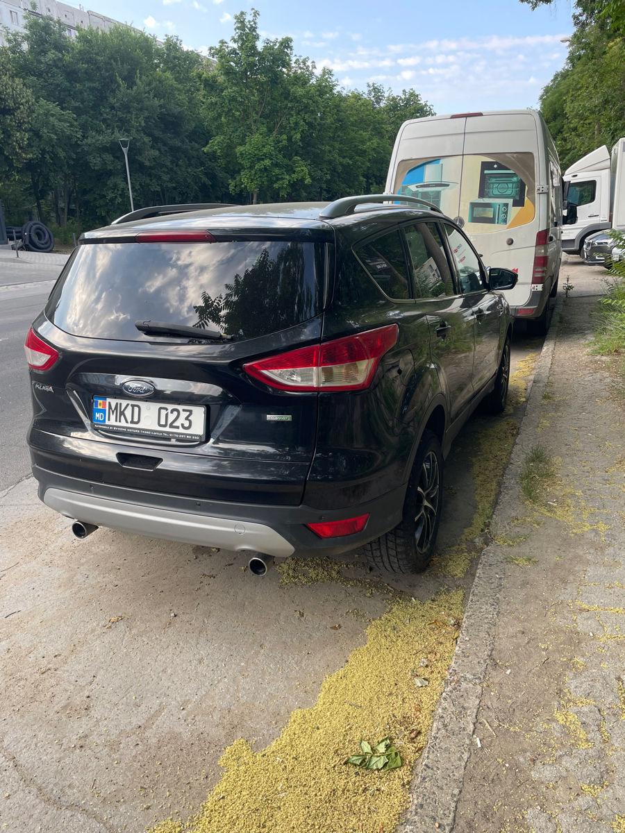 Ford Kuga foto 3