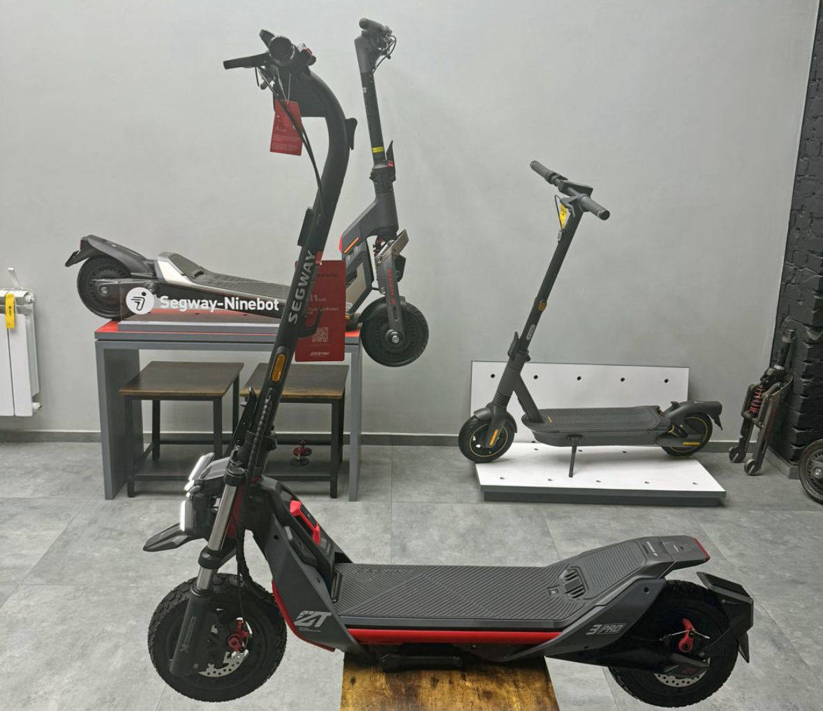 Электросамокат Segway Ninebot ZT3 PRO foto 1