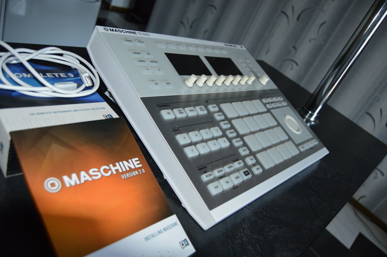 Maschine studio 2 new!!
