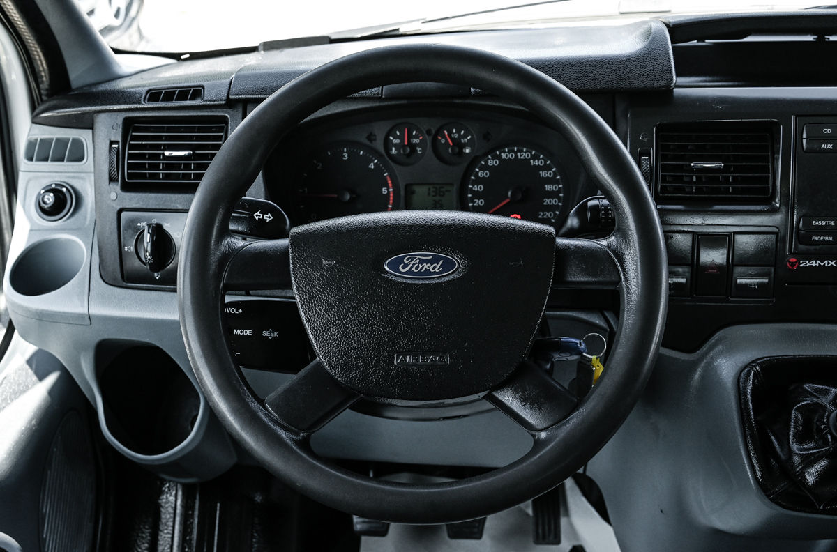 Ford Transit foto 9