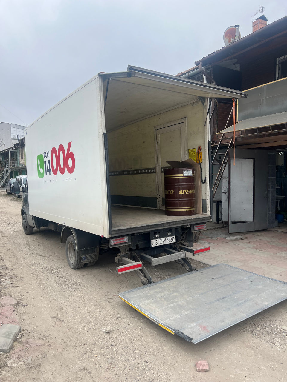 Transportarea marfurilor tel. 14006  Pret accesibil! Prin Chisinau sau Moldova foto 5