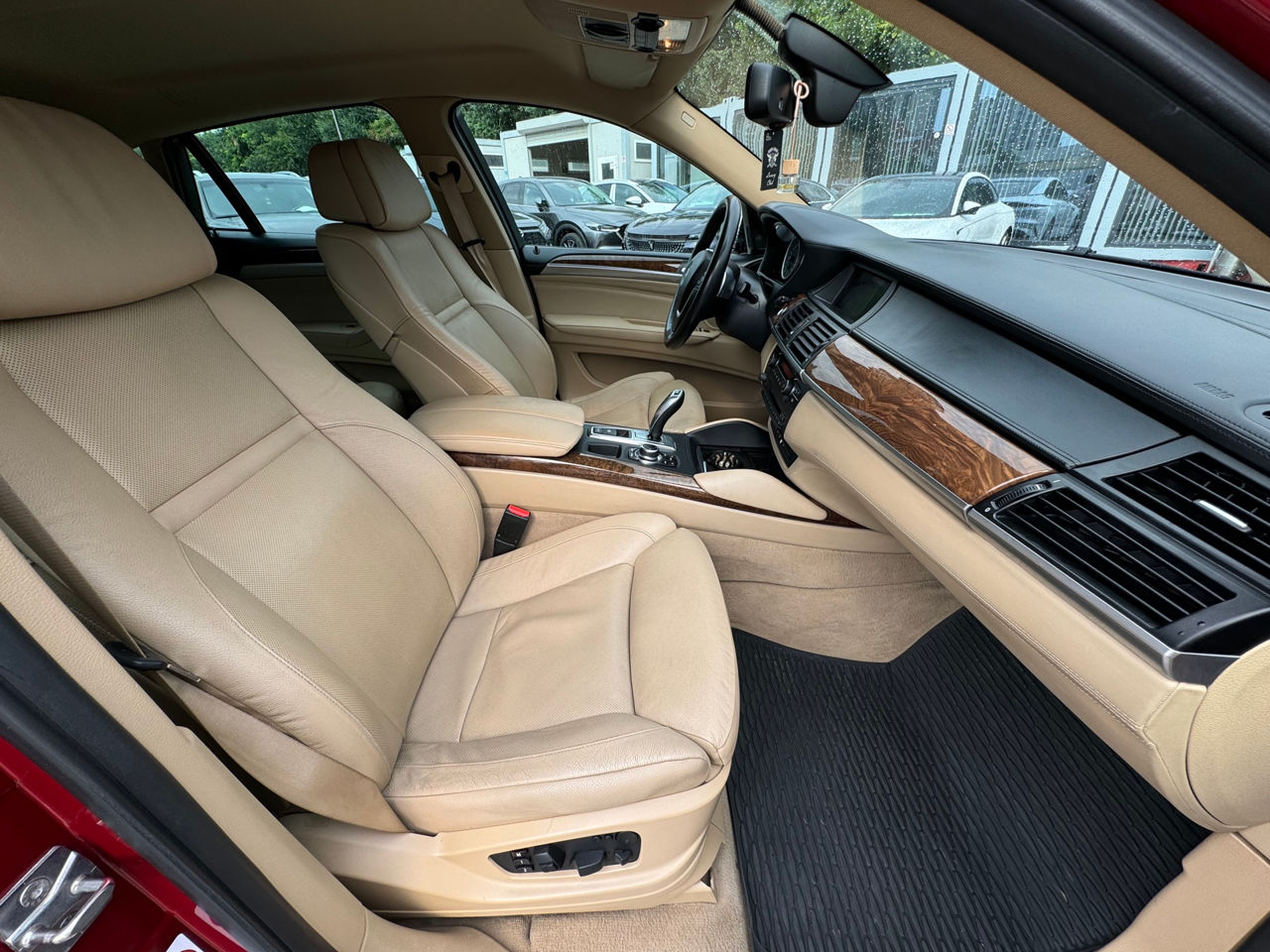 BMW X6 фото 14