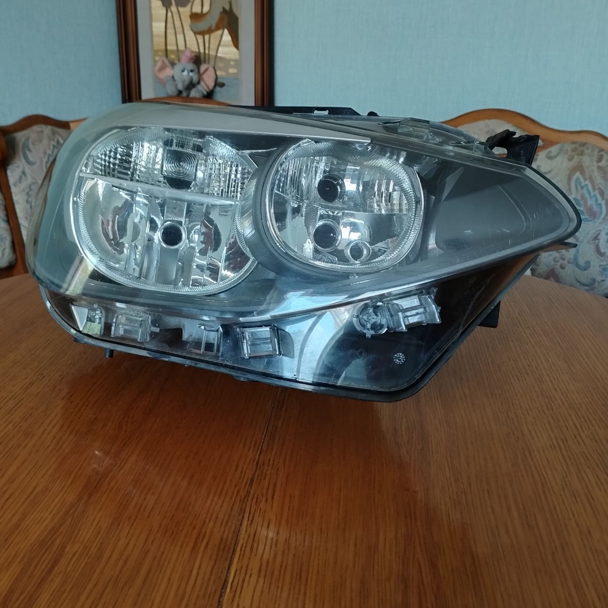 Фара BMW f20 правая foto 0