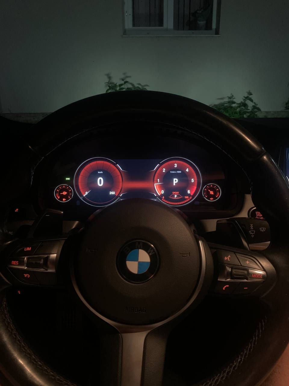 BMW 5 Series foto 8