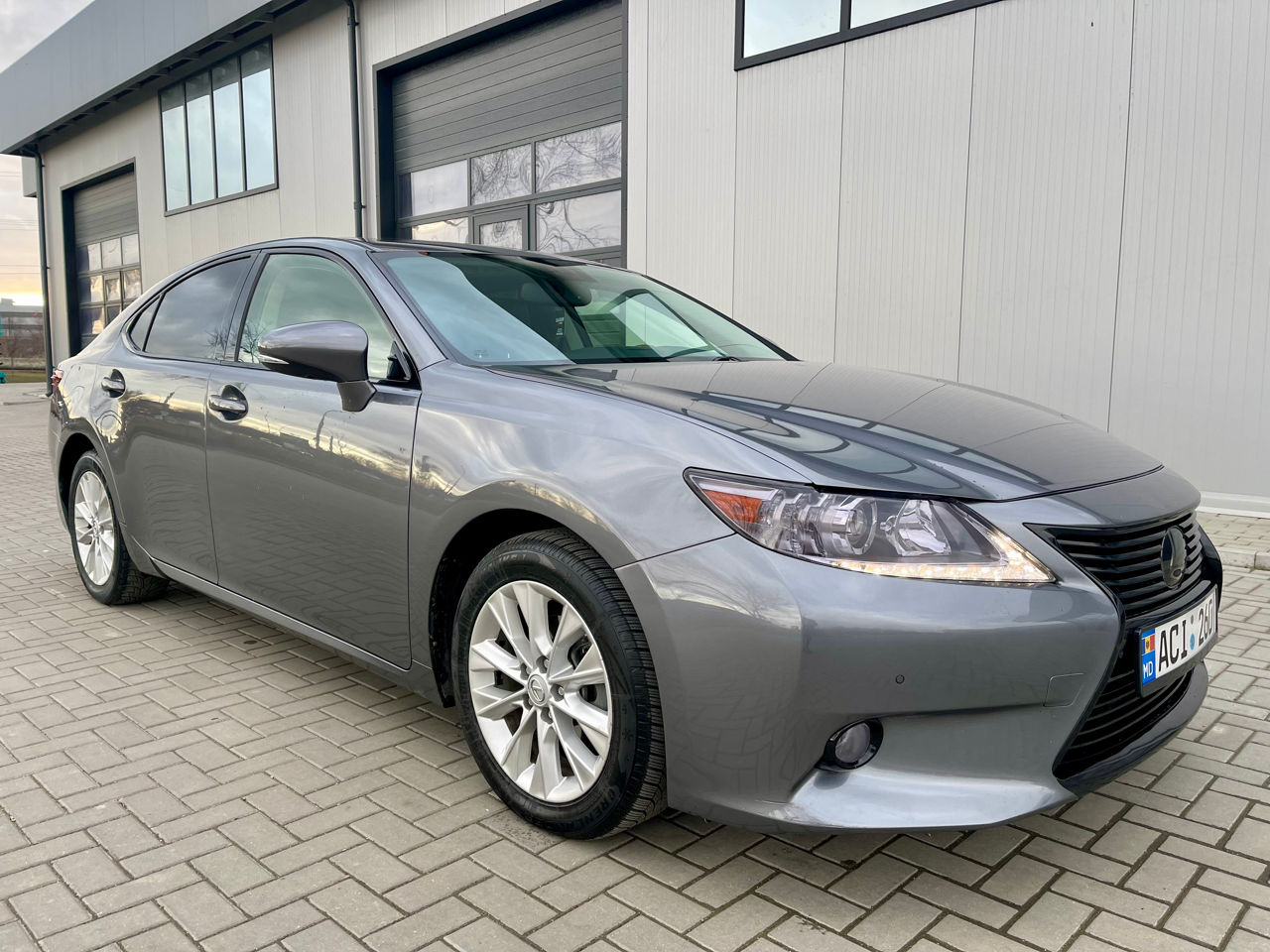 Lexus Es Series фото 2