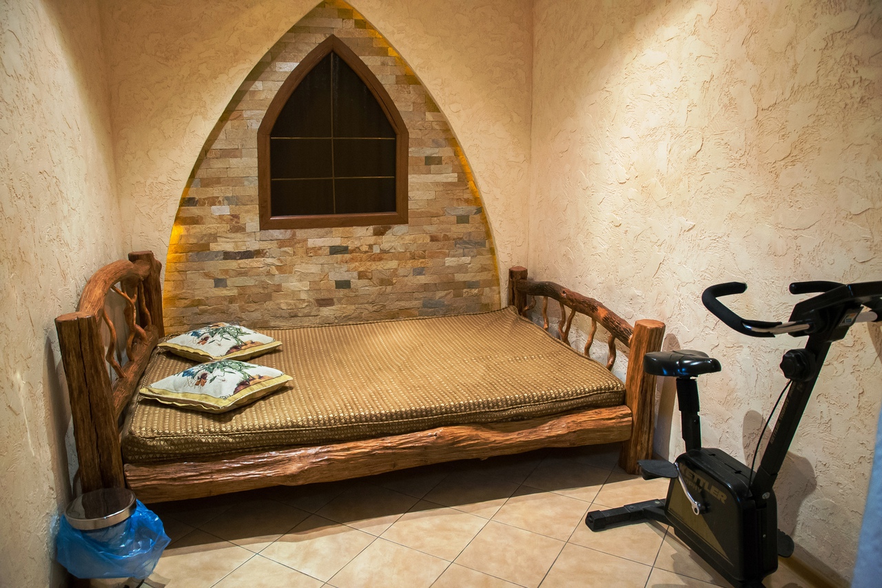 Sauna SRL "Taviada" in centru (40-ani) 24/24 foto 5