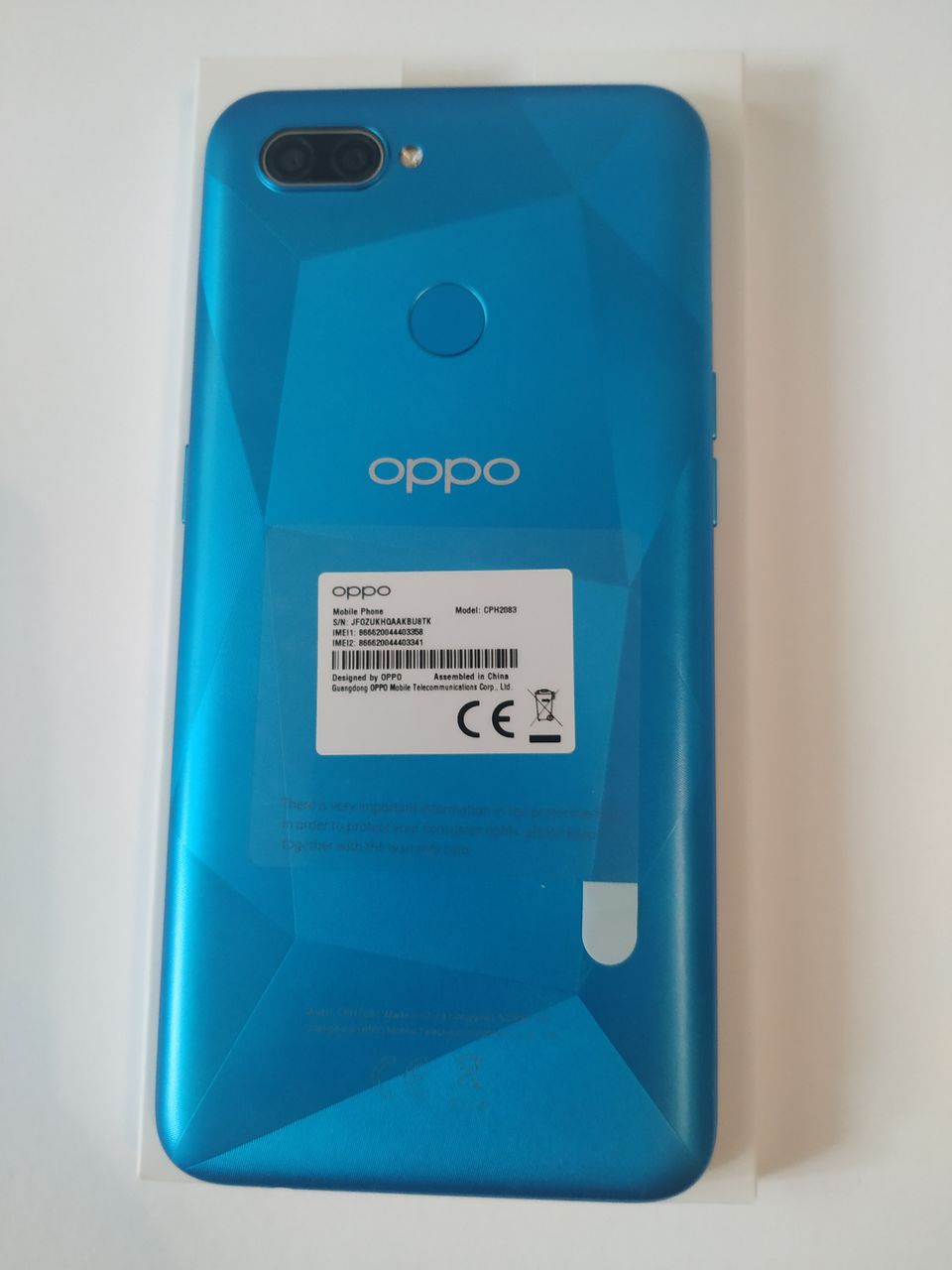 Oppo 12A 3/32 1600 лей. Новый