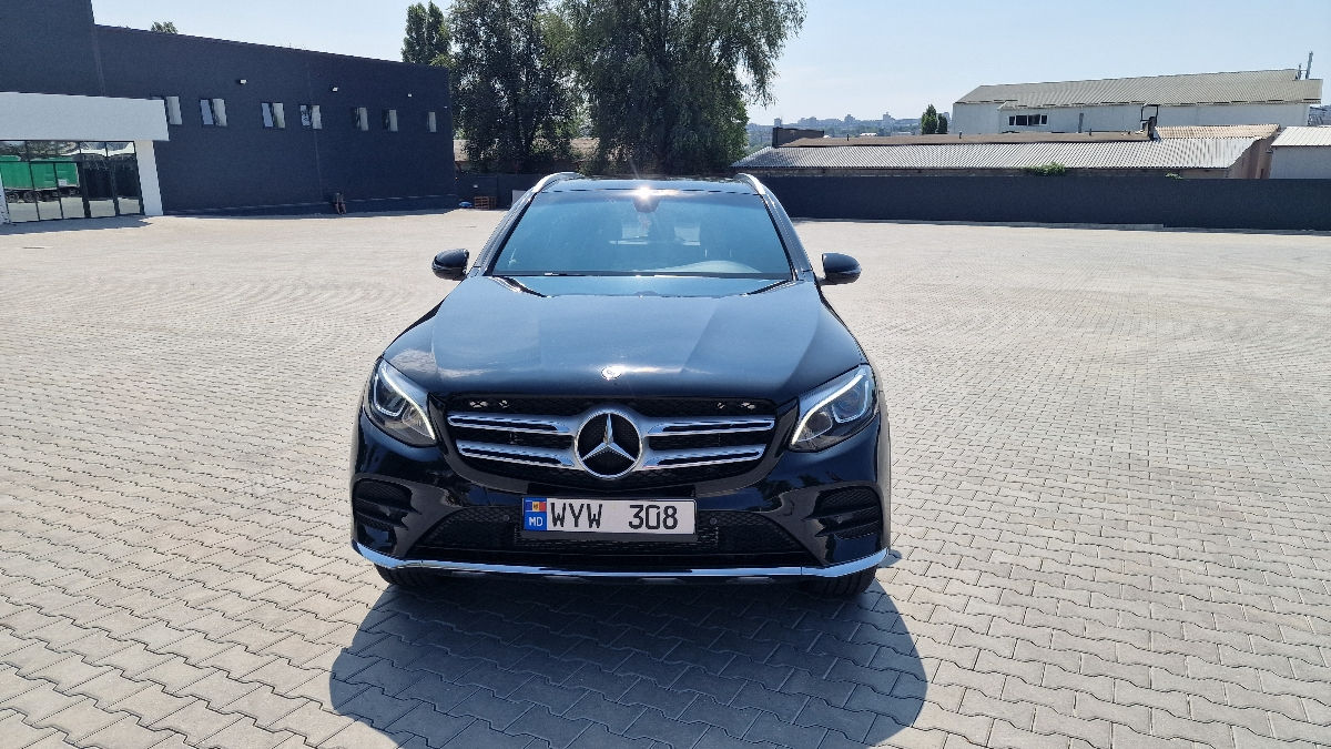 Mercedes GLC foto 1