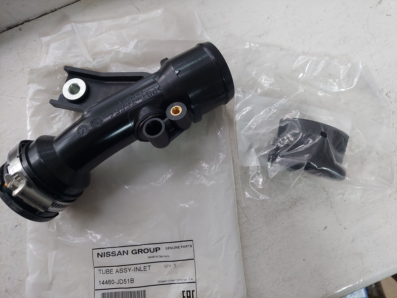 Патрубок турбины Nissan Qashqai 1.5dCi 10- фото 1