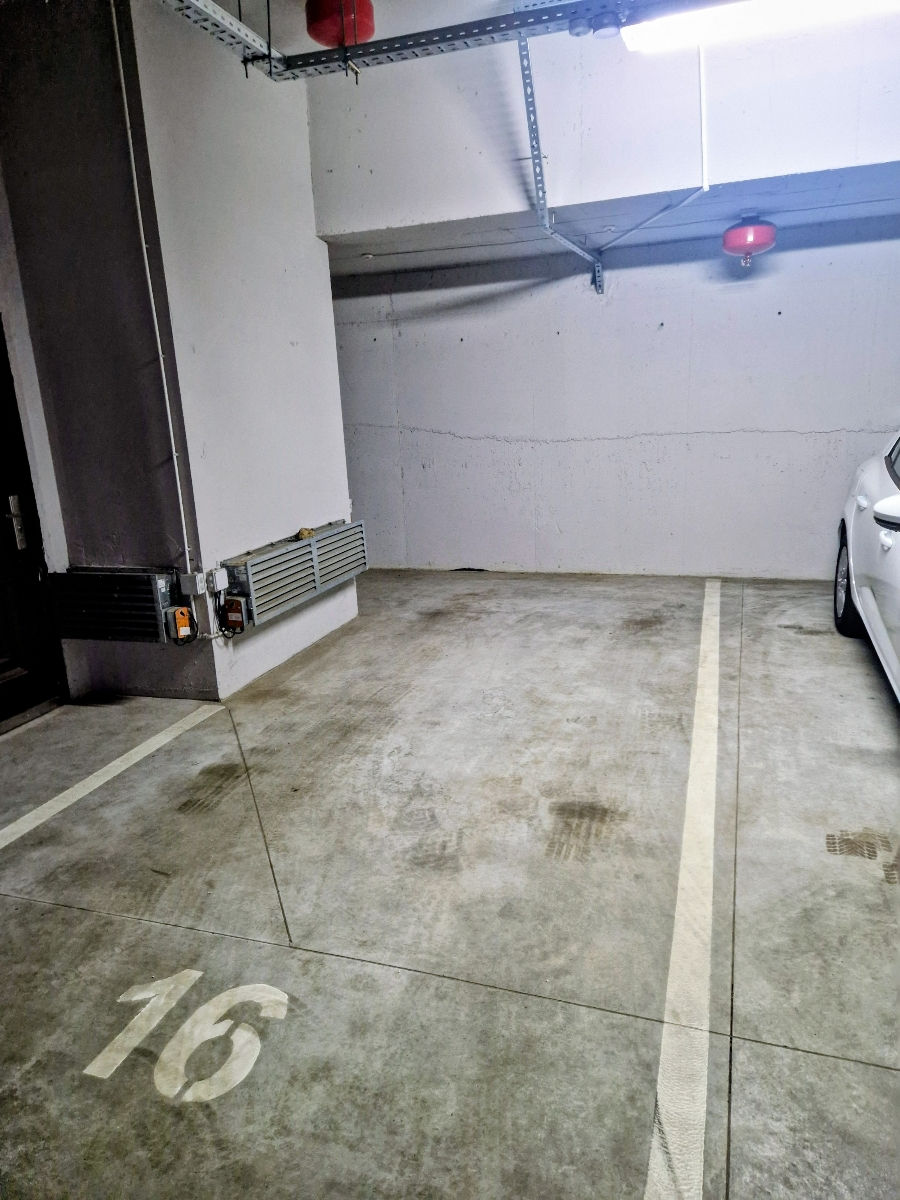 Parcare Subterana str. Alba Iulia 23/6 foto 0