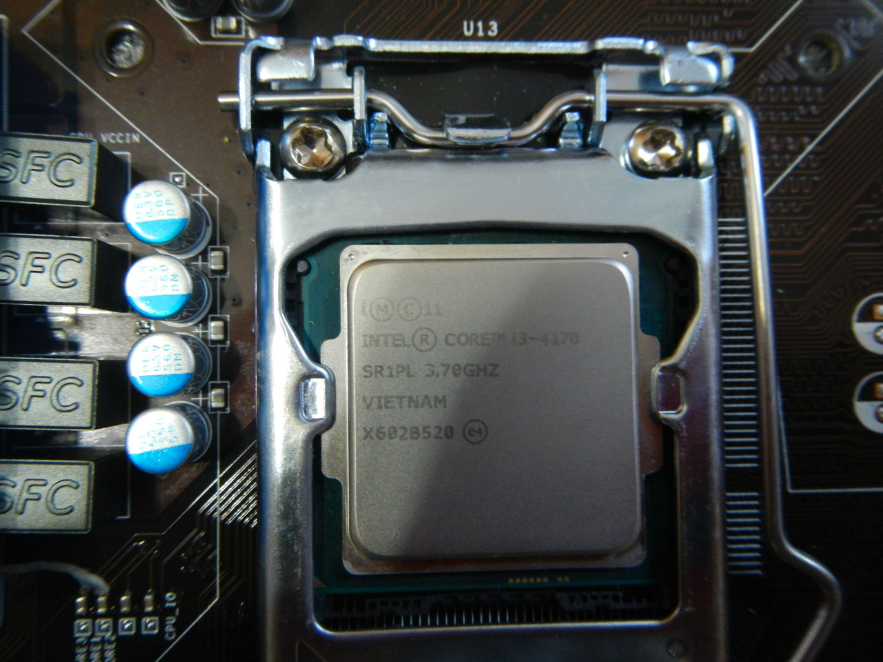 Отличный процесср i3 4170 3.7Ghz сокет 1150 !