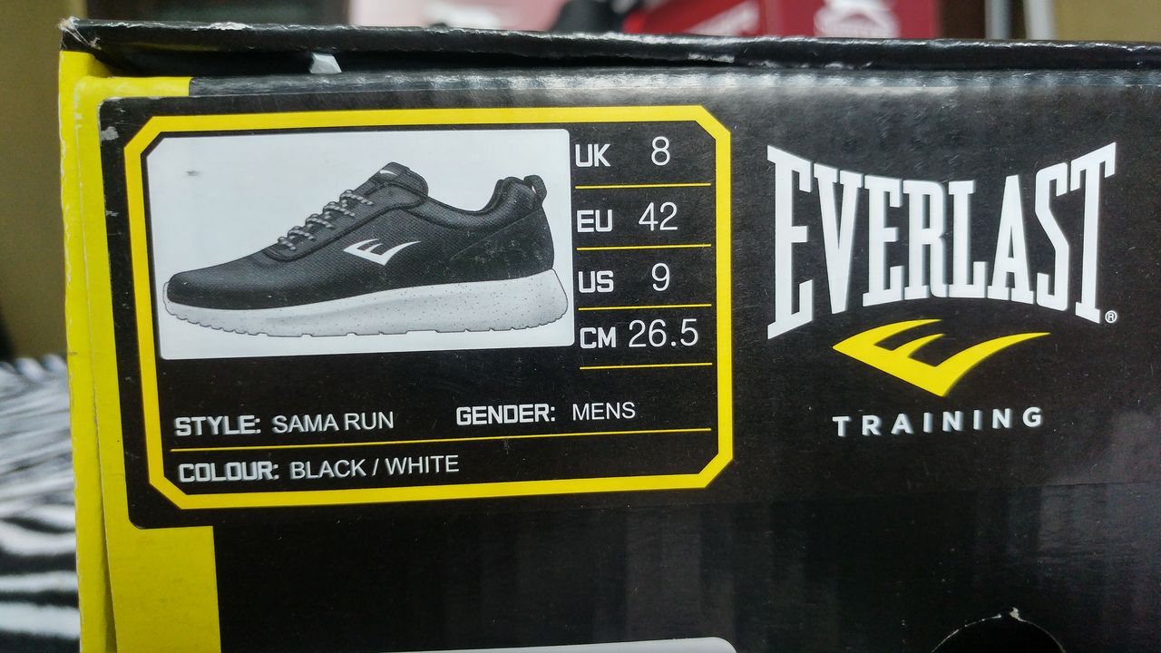 Новые кроссовки Everlast Sama Run