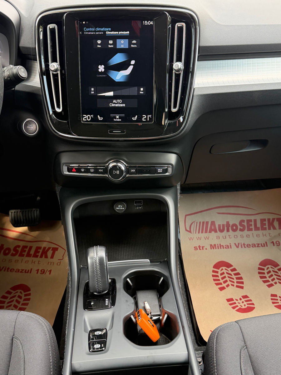 Volvo XC60 2021 photo 14