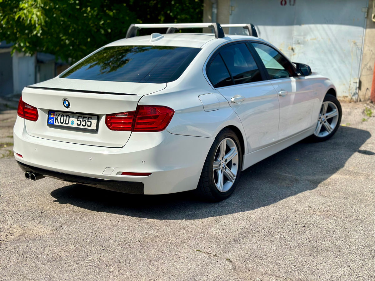 BMW 3 Series foto 8