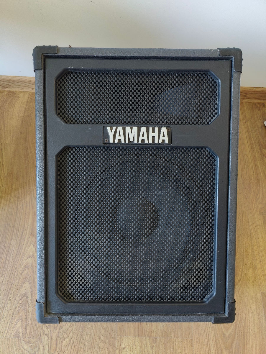 Напольные Мониторы Yamaha фото 0