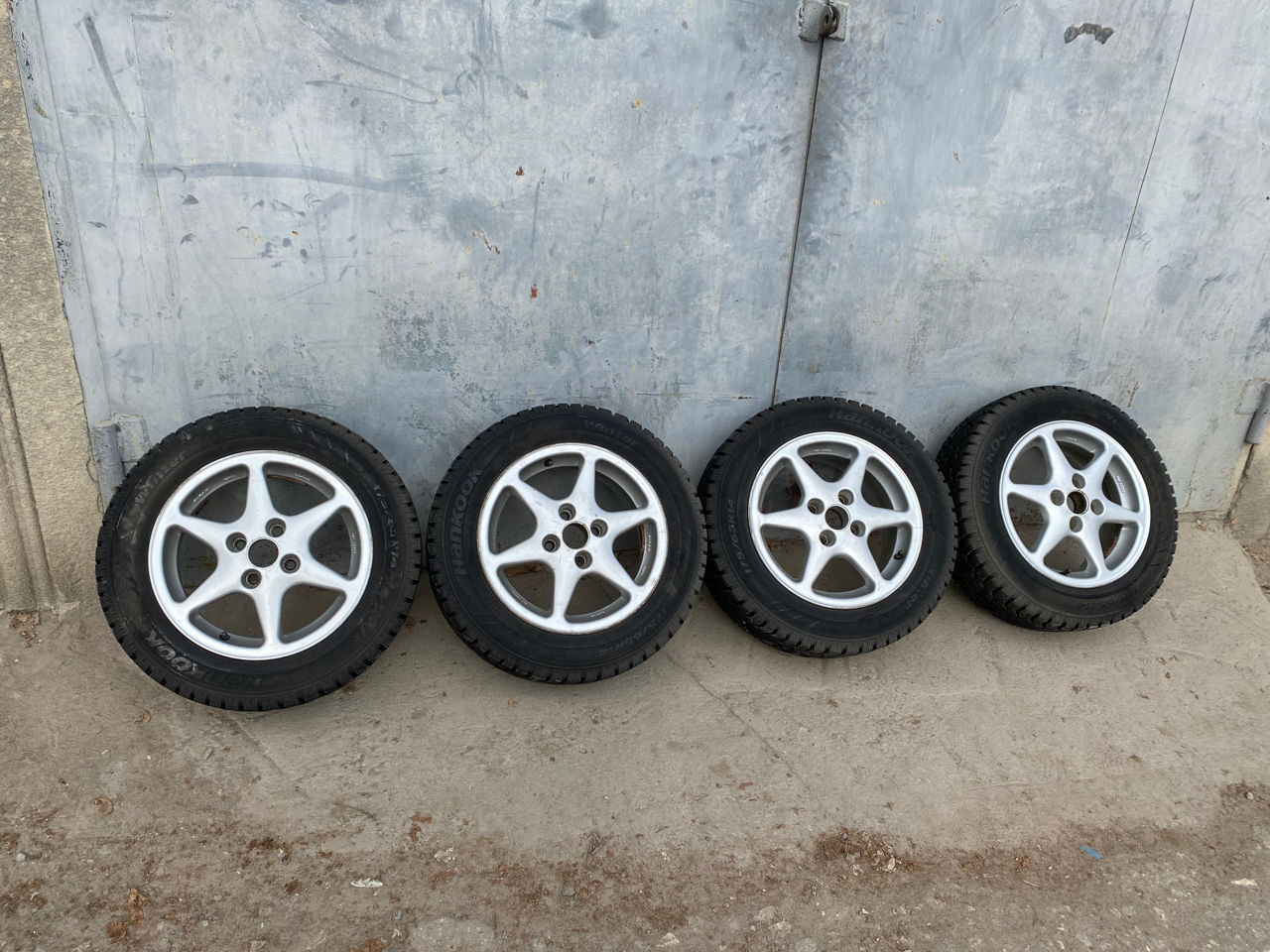 R14 4x100 175/65