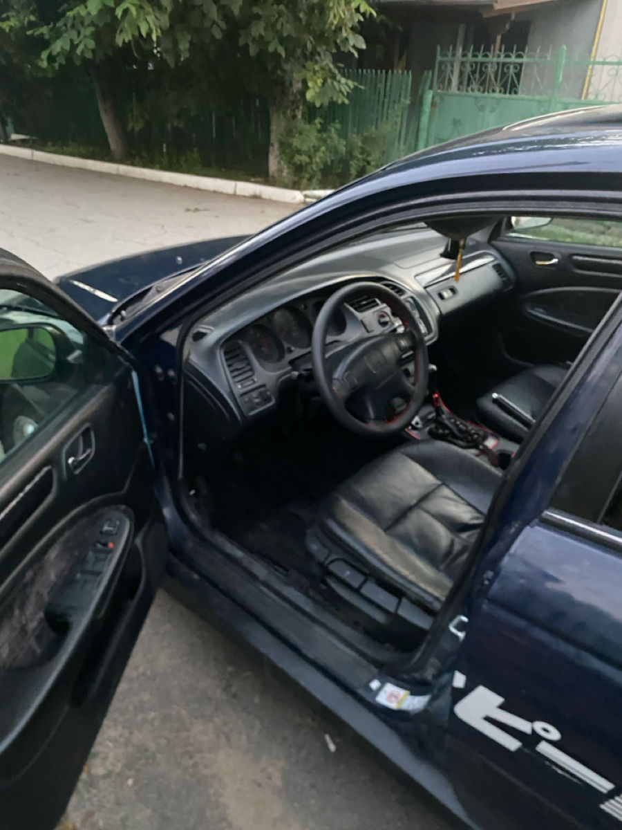 Honda Accord foto 8