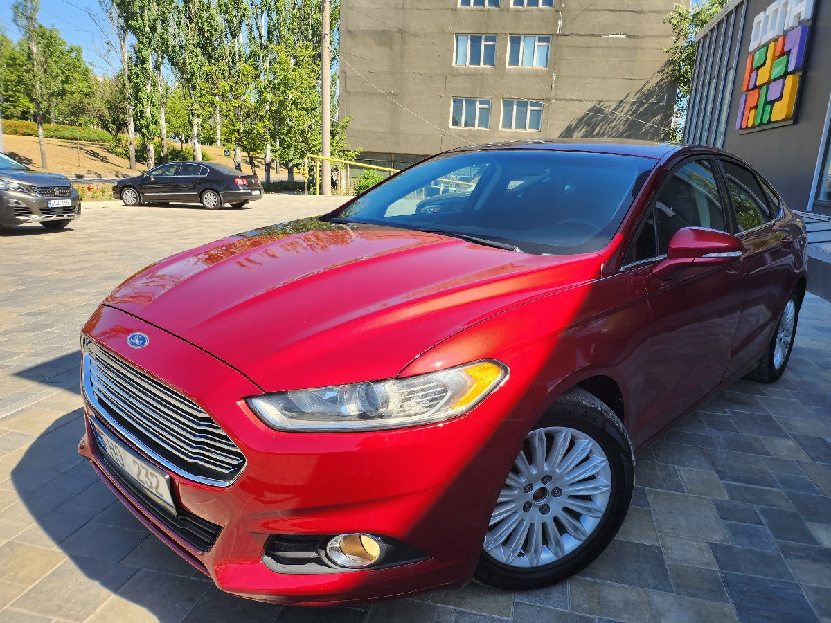 Ford Fusion фото 8