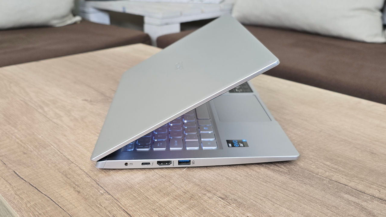 Ca NOU! Acer Swift 14.0" FullHD (i5 11Gen, ram 16Gb, 512Gb SSD NVMe, Iris Xe Graphics) foto 4