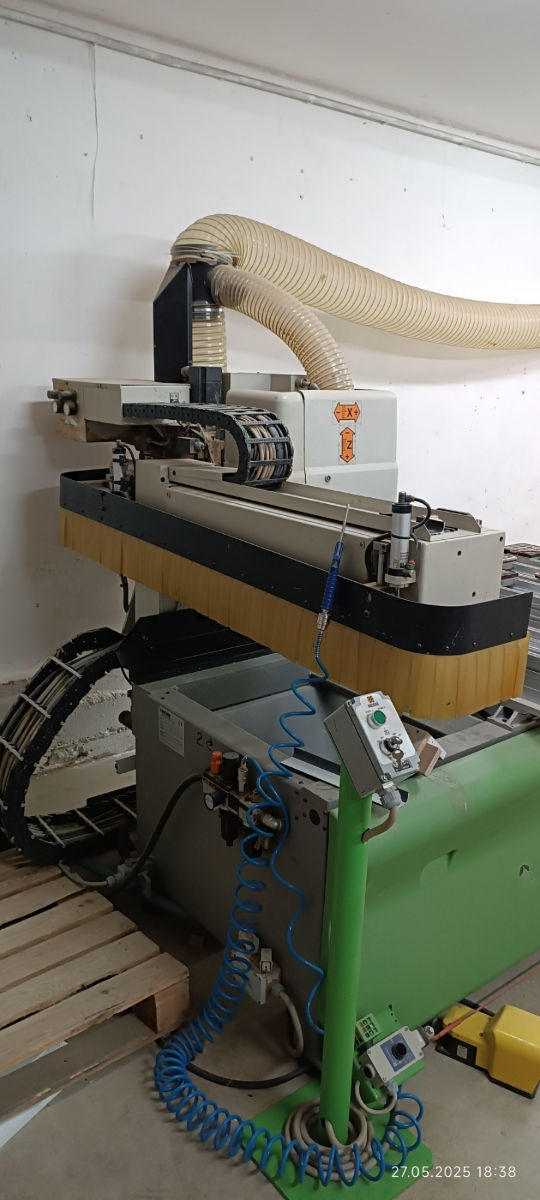 CNC Biesse Rover 15 – utilaj pentru găurire și frezare – 12.800 € foto 2