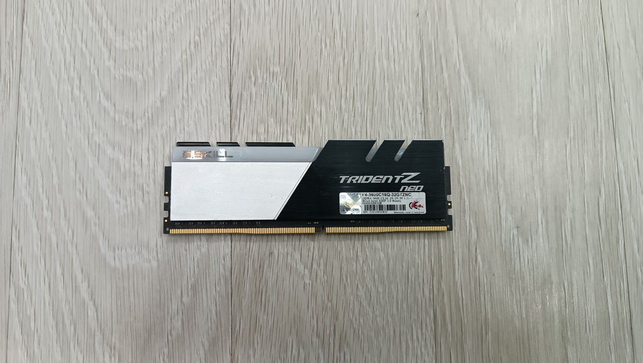 Vând memorii Ram pentru Calculator de masa, DDR 3, DDR 4 foto 1
