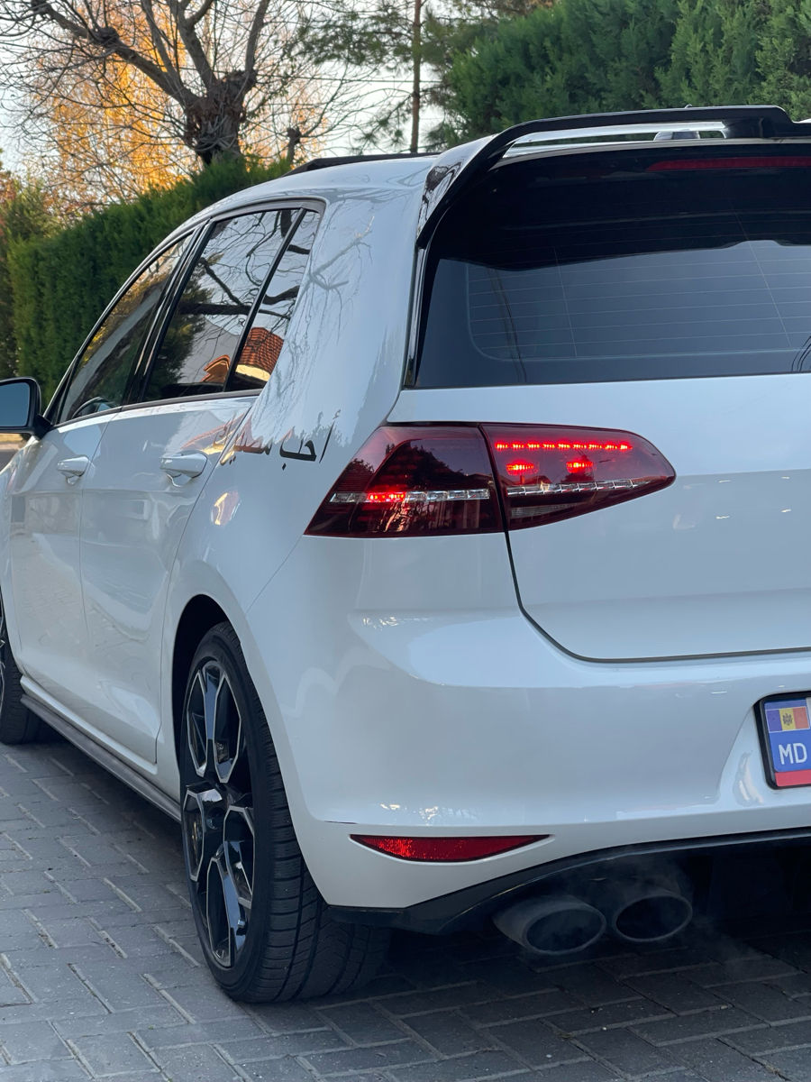 Volkswagen Golf foto 10