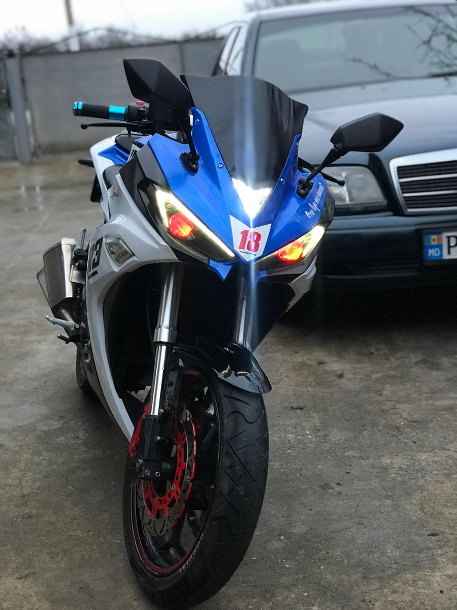 Viper (Yamaha R3)