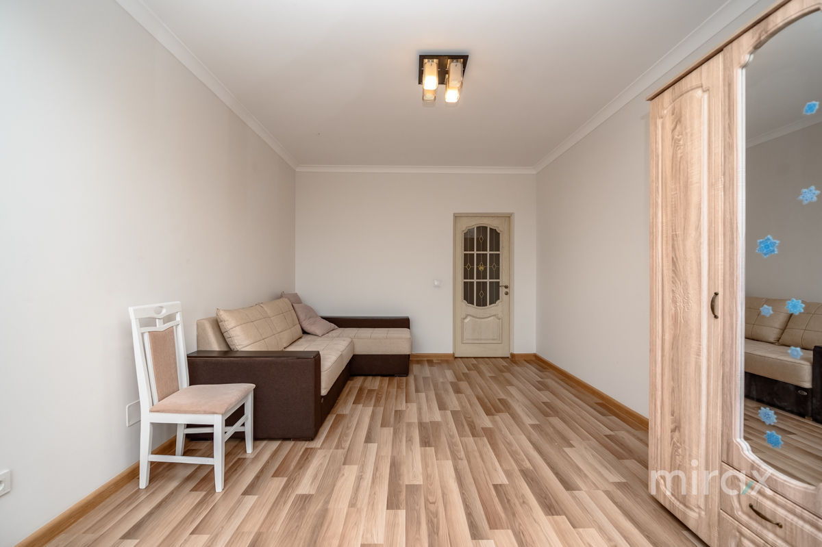 Apartament cu 3 camere, 150 m², Buiucani, Chișinău foto 18