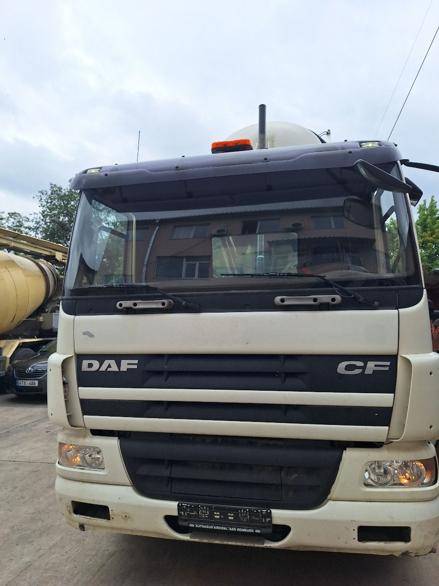 Продам ассенизатор DAF Cf 75x310 2009 г с откачкой и промывкой на 8 тонн и  2 тонны воды