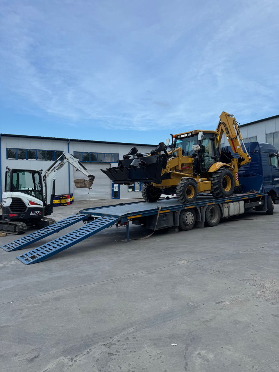 Buldoexcavator macao bx900 d pret cu tva garanție 2 anii .Este în stoc foto 1
