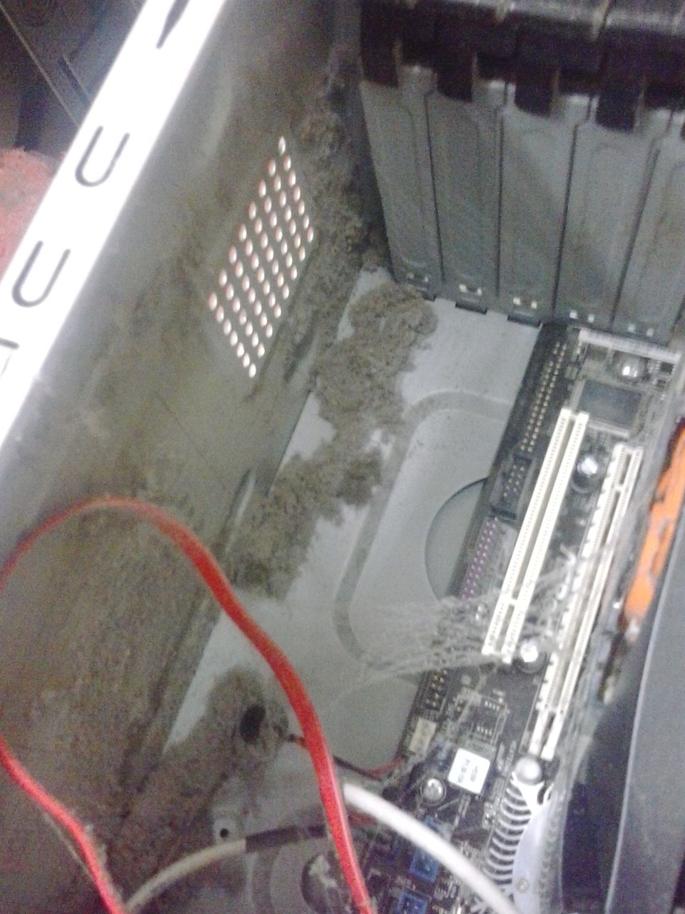 Чистка компьютера от пыли, замена термопасты, смазка вентилятора (кулера)