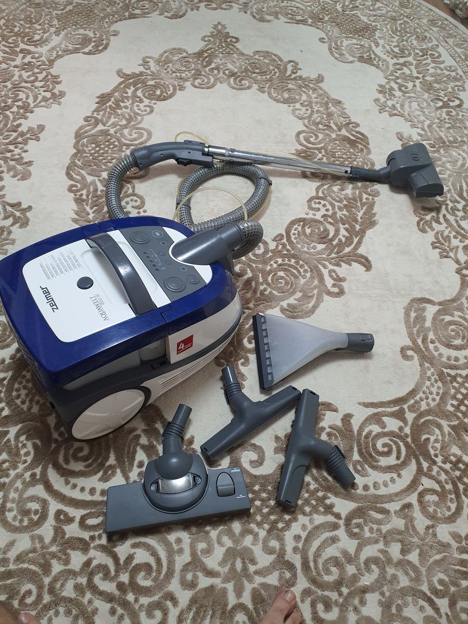 Aspirator nou zelmer aquawelt 1600w