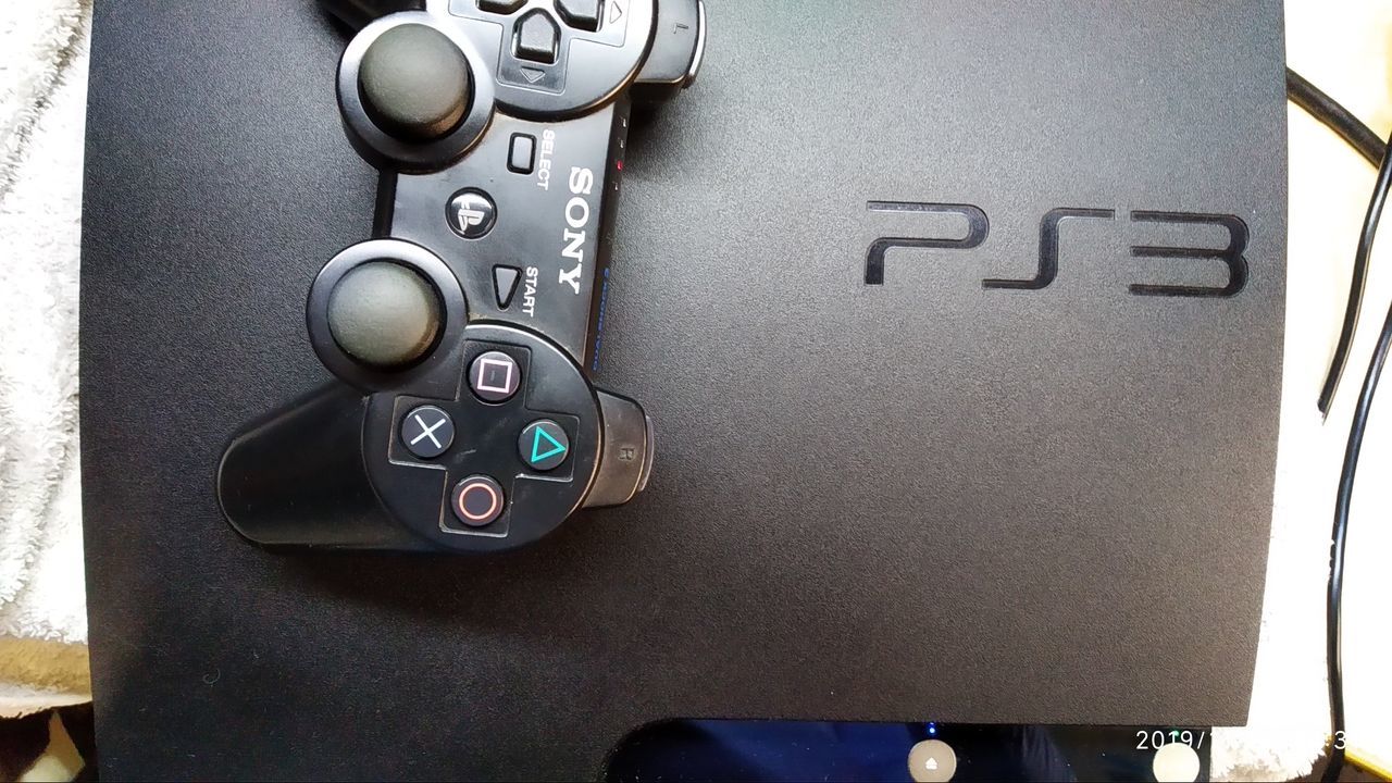 продам Playstation 3 Slim 250 gb прошита CFW