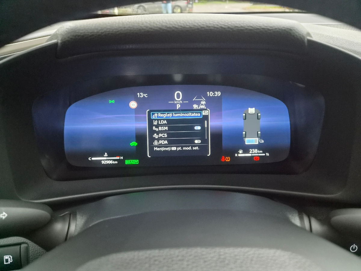 Toyota C-HR 2024 photo 15