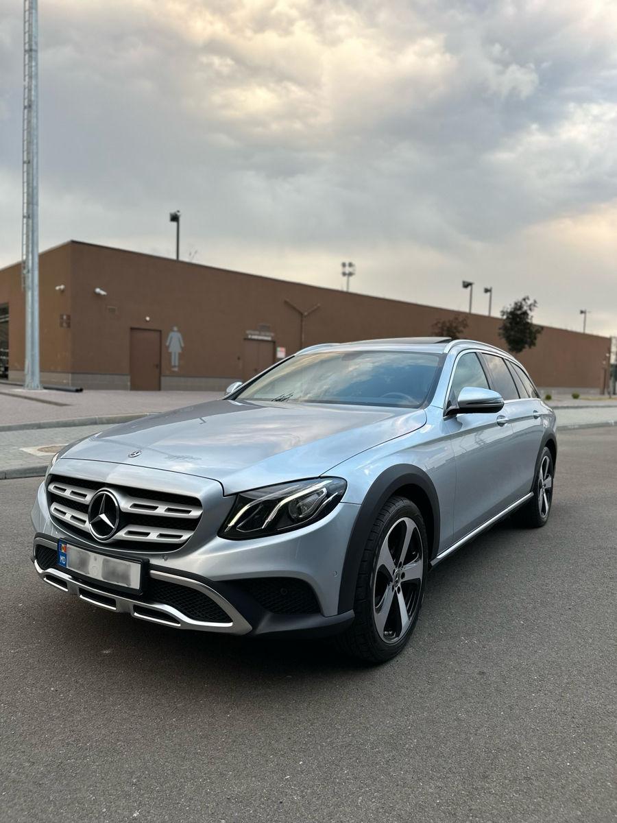 Mercedes E-Class foto 4