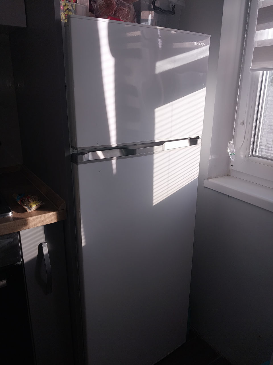 Продам холодильник