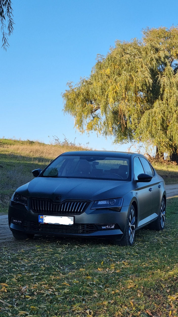 Skoda Superb foto 0