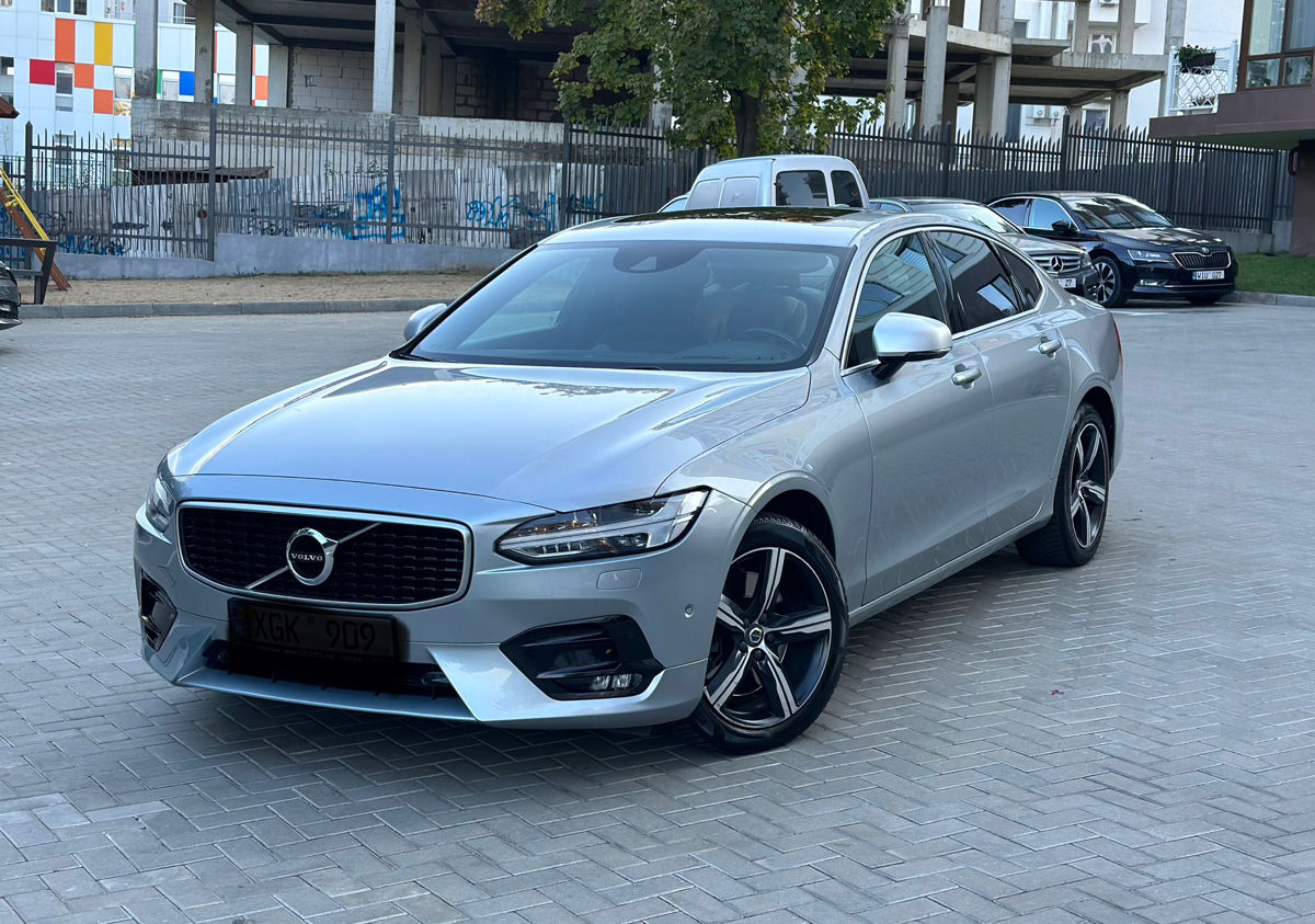 Volvo S90 foto 0