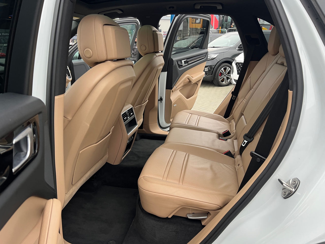 Porsche Cayenne фото 13