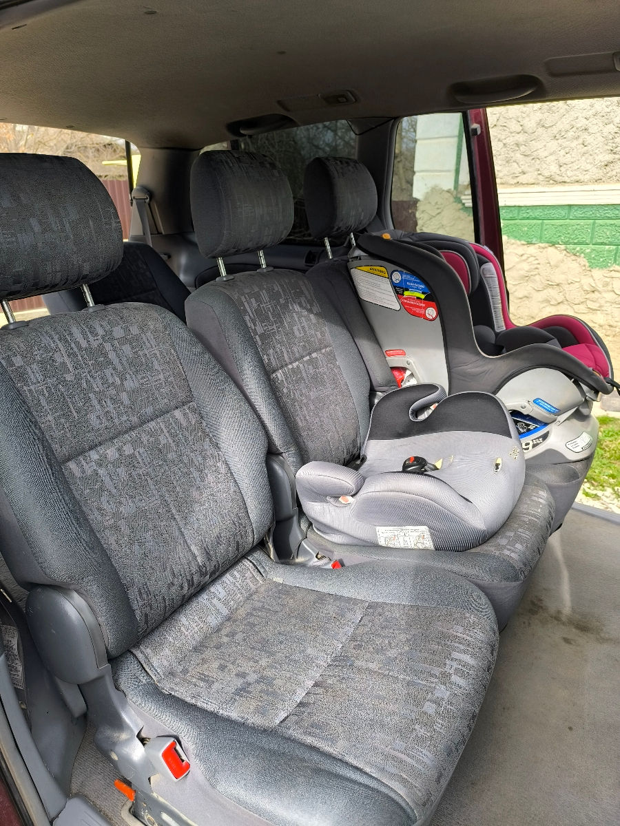 Toyota Previa foto 2